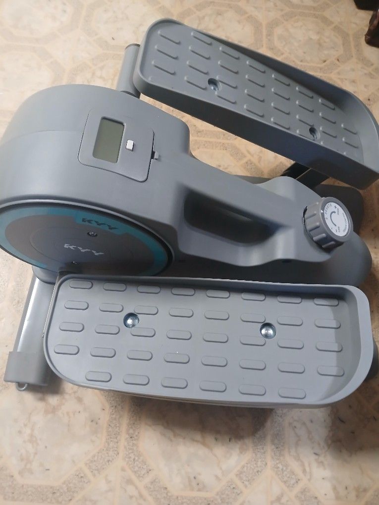 
MINI ELLIPTICAL MACHINE 