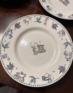Vintage Disney Winnie the Pooh plates/bowls