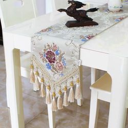 High Quality European Style Table Runner Made of Chenille with Tassels