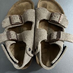 Birkenstock toddler 8c / 25 - Taupe - Suede Leather