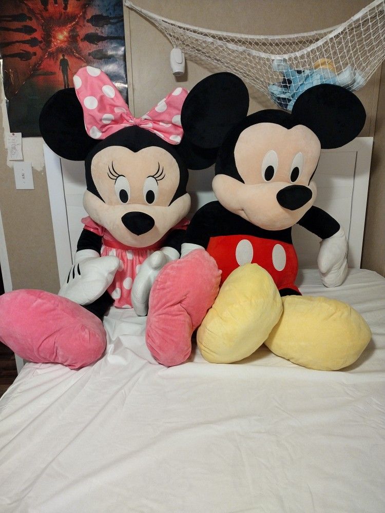 Huge Mickey And Minnie/ Plush