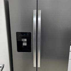 French Door Whirlpool Refrigerator 