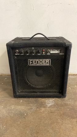 Fender bass amplifier rumble 15