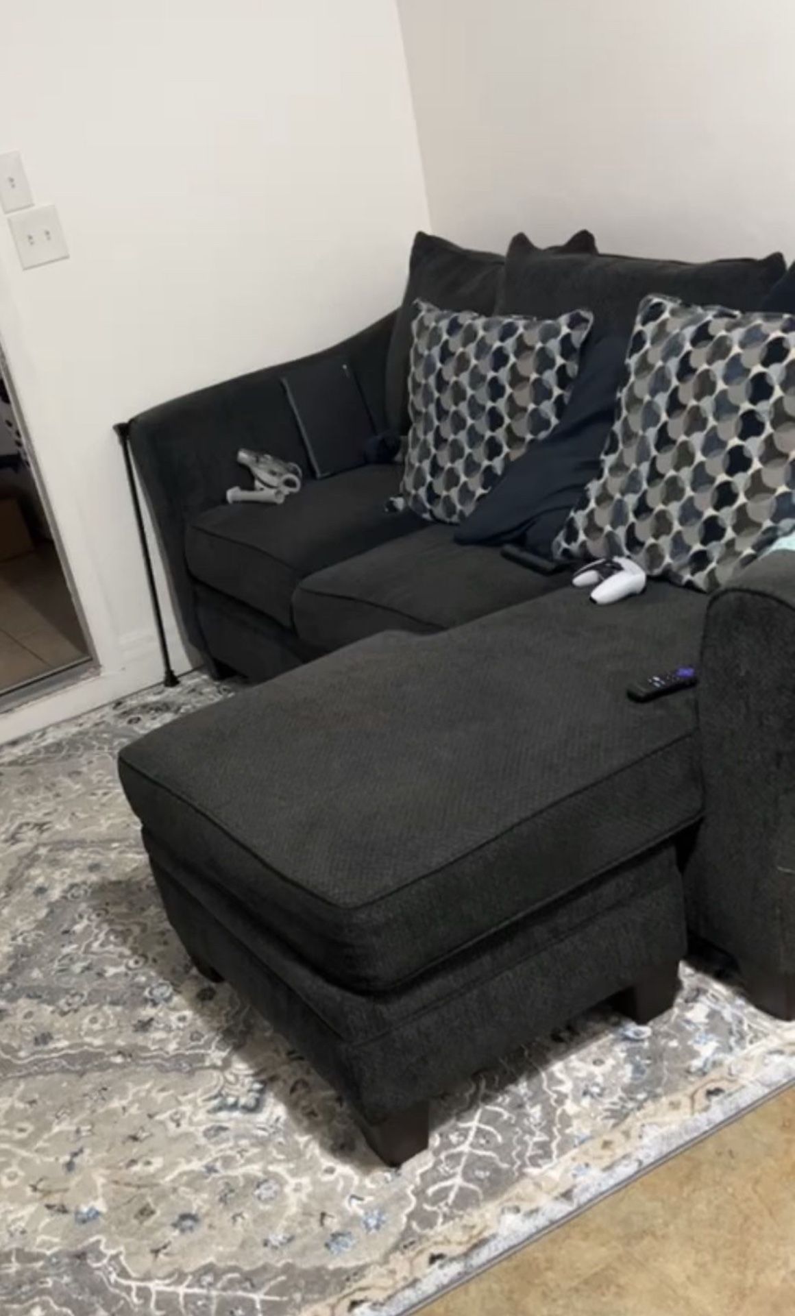 Small Sectional 