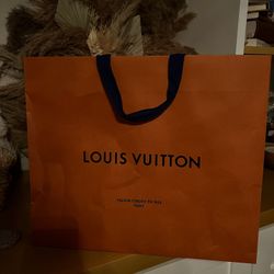 Medium Lv Bag