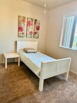 Single twin bed with mattress