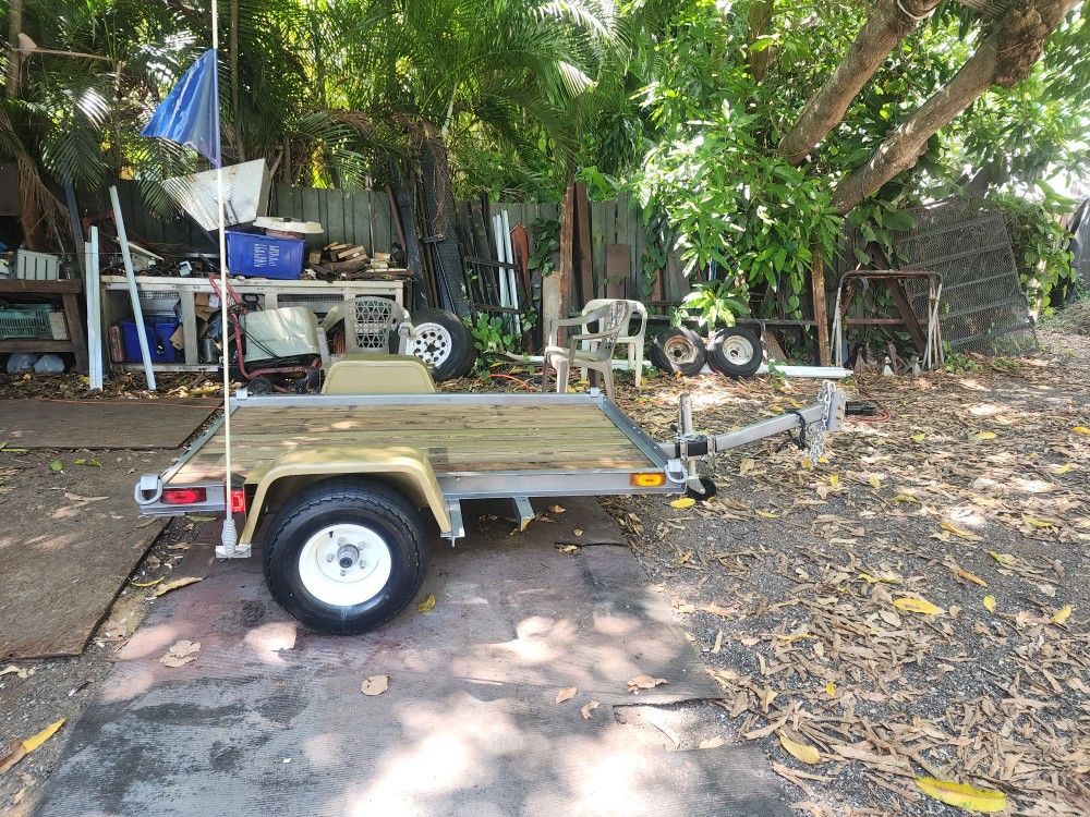 4'2" X 6'6" Tilt Utility Trailer