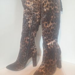 Bamboo Boots Size 6.5