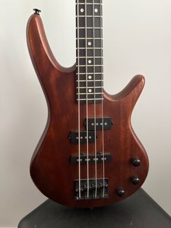 Ibanez GIO miKro Short-Scale Bass Guitar - Walnut Flat (Perfect for Kids/Beginners)