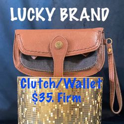 Lucky Brand Leather Wristlet /Wallet 