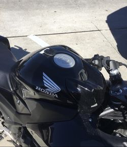 Gas Cap Push-lock -Cap For Many Honda CBR CB Grom-125 VTR Models 