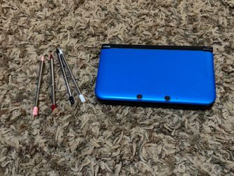 Nintendo 3DS XL Blue Handheld Console with Smash Bros, Animal Crossing, Mario and more games