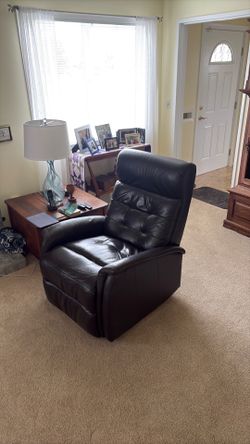Bristol recliner