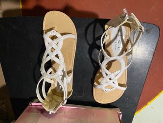Women’s  Sandals  Size  6 1/2  New