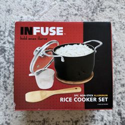 Rice Cooker (BRAND NEW)