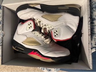 Jordan 5 fire red  used