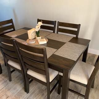 Dining Room Table and Chairs (Set of 7)