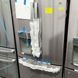 Stainless Steel GE French Door Refrigerator 28 Cu Ft 