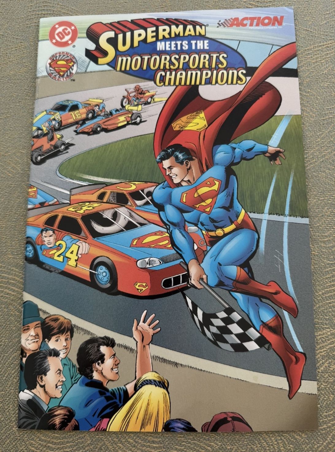 DC Comics Superman Meets The Motorsports Champions 1999 (Superman Racing) comic magazine In excellent condition