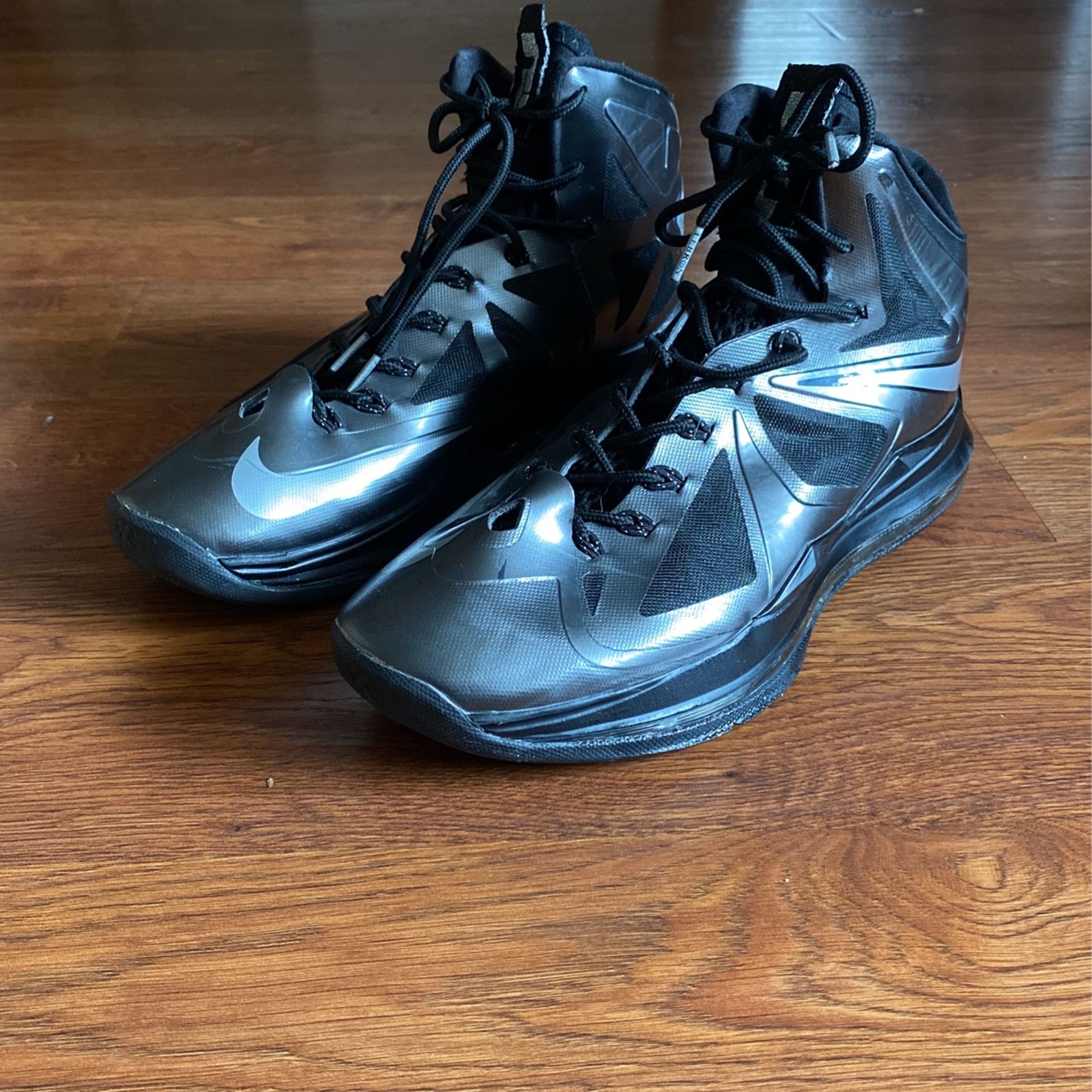 Nike Lebron X Carbon Shoes