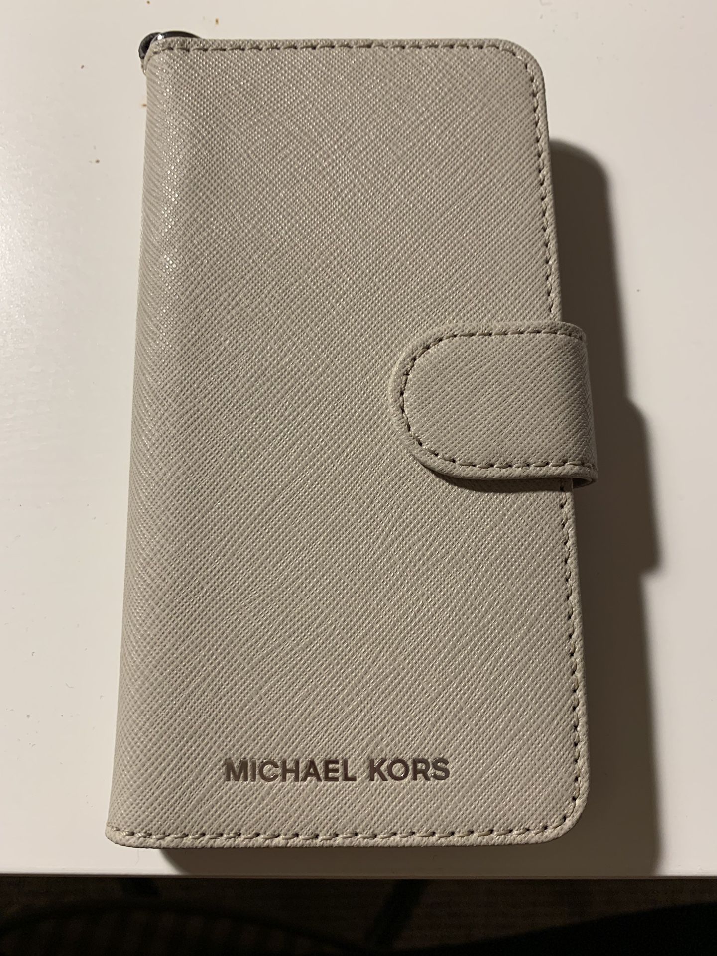 Michael Kors Iphone 6, 6s case for Sale in Boston, MA - OfferUp