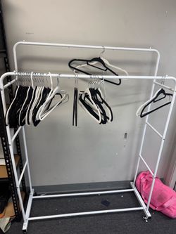 Clothing rack