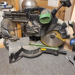 Hitachi 12" Sliding Compound Miter Saw