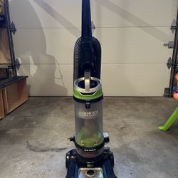  Bissell Cleanview Swivel Rewind Vacuum