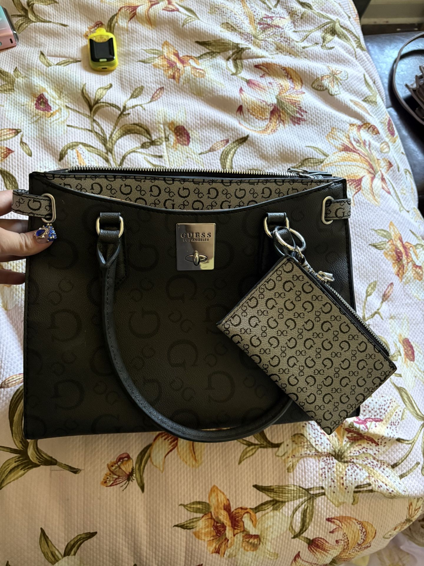 Guess Bag