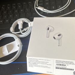 Apple AirPods (with Apple Charger)