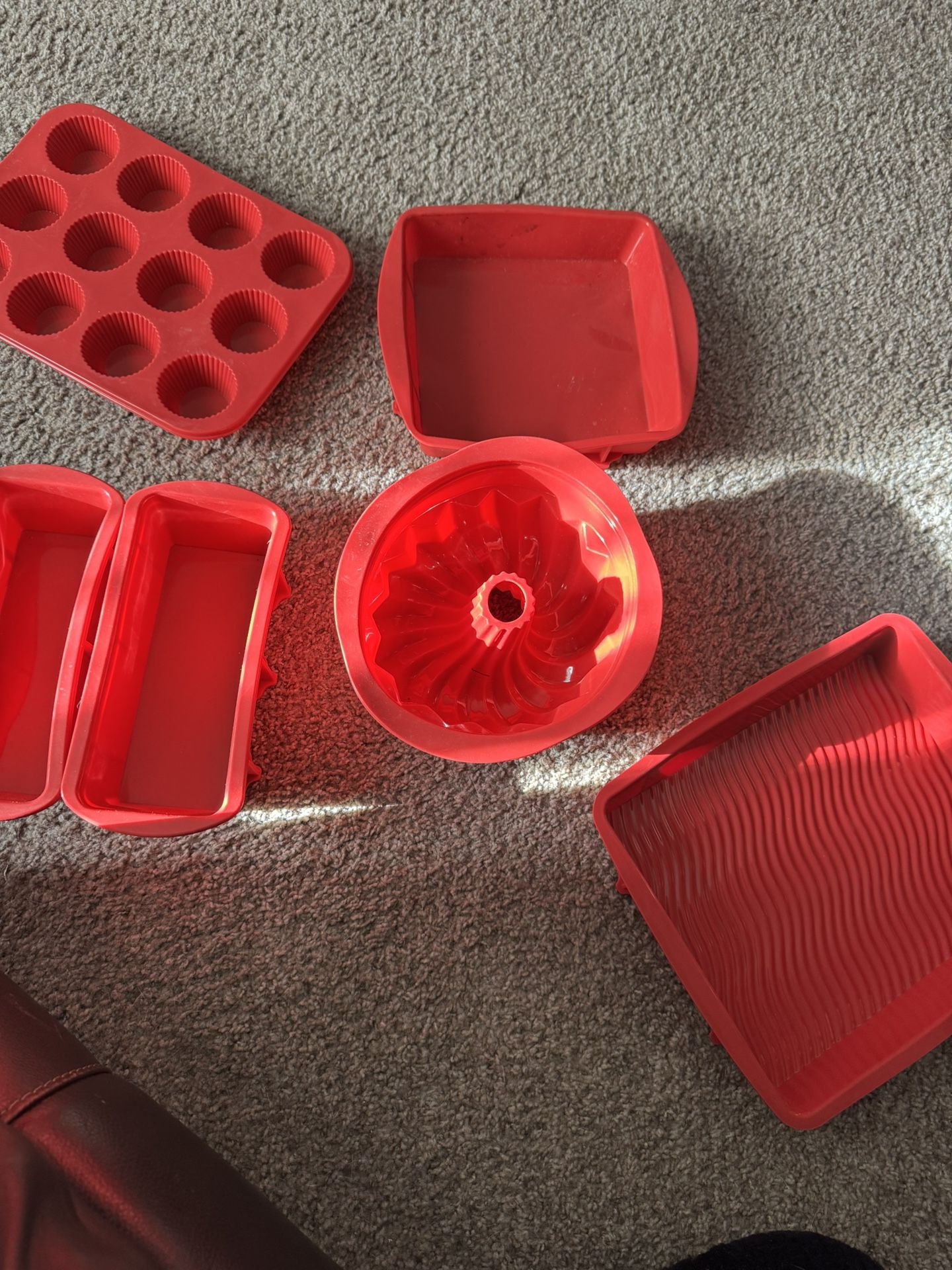Cake molds