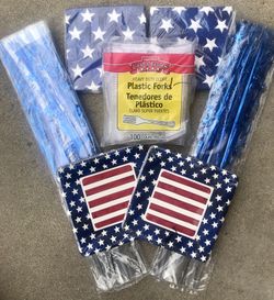 Party Pack. 4th July. Napkins. Plates. Forks. Stars.