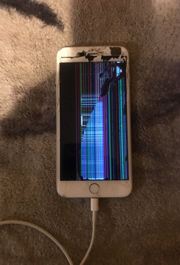 iPhone 6s Plus (ONLY BROKEN SCREEN)
