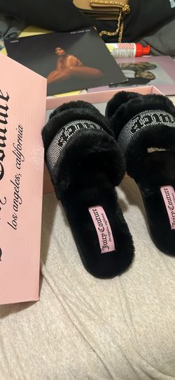 Juicy couture slippers