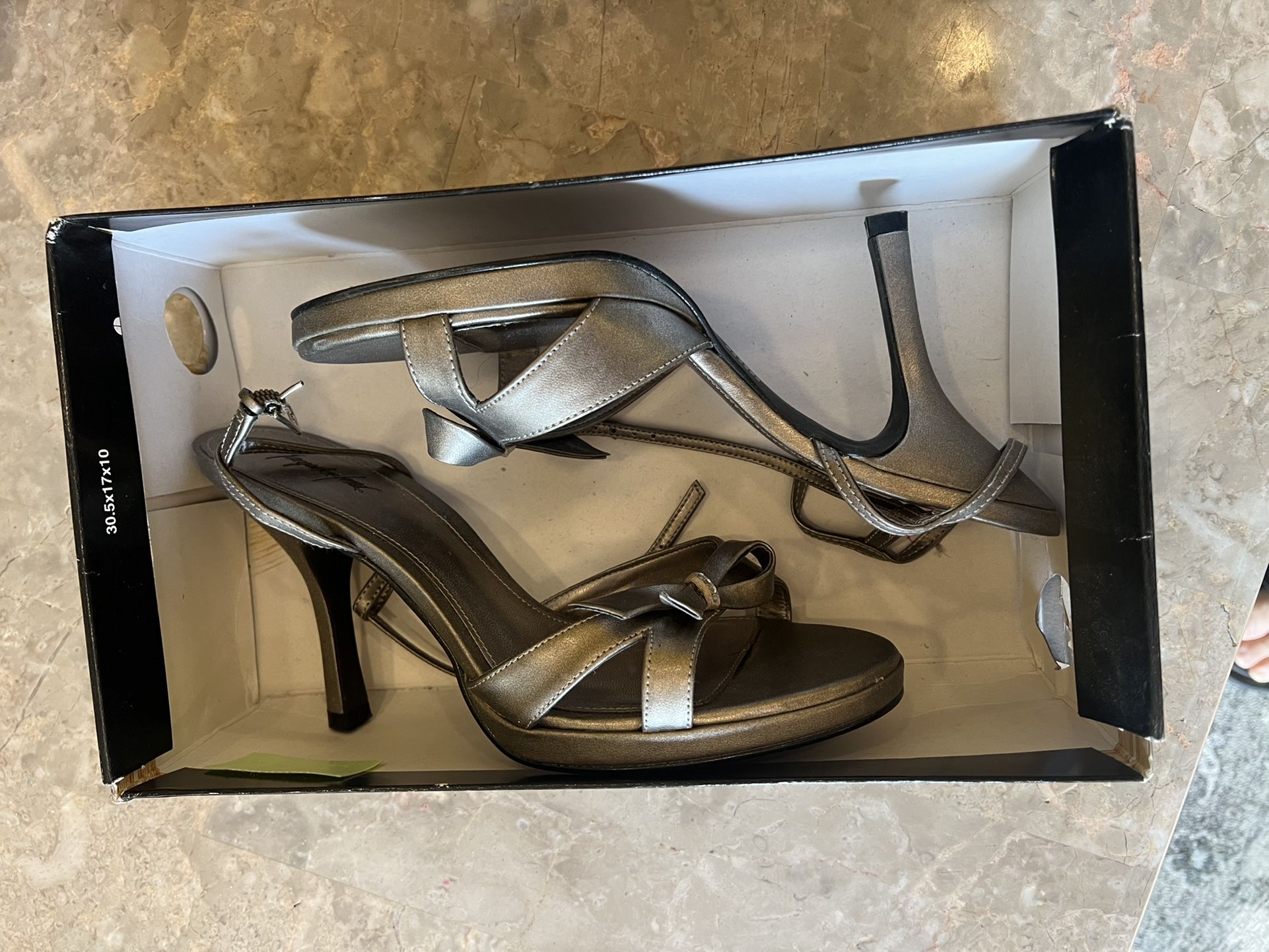 Size 10 Silver Heels .originally$ 55 Asking $25 Or Best Reasonable Offer.jaquilin Ferrar Brand. Worn For Couple Of Hours