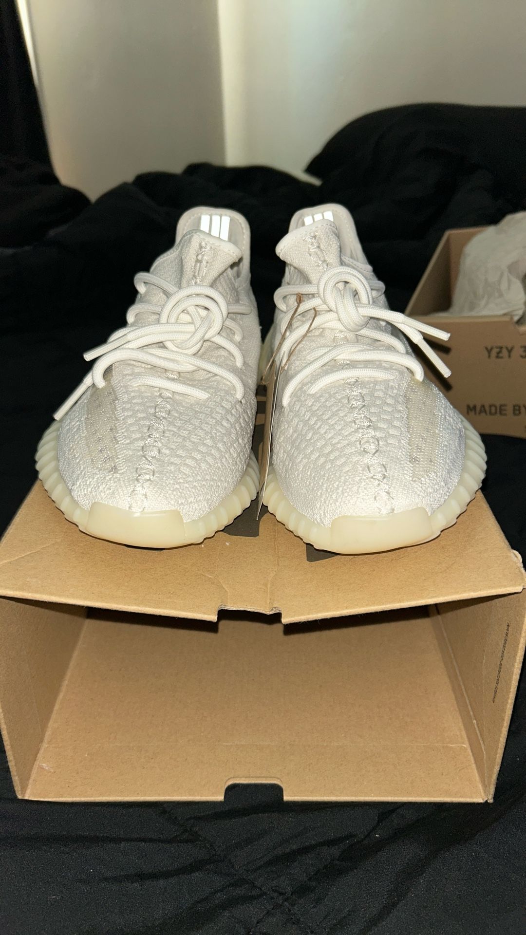 Yeezy Boost 350 V2 “Bone” – Size 7.5 Men’s – Brand New