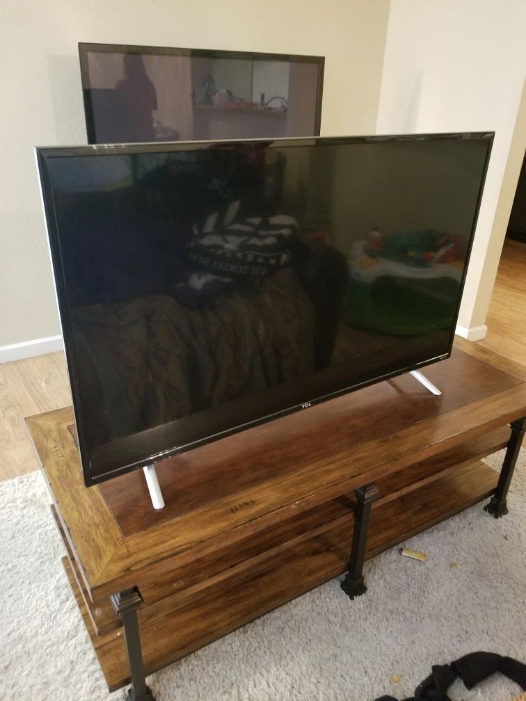 TCL 49S405 49-Inch 4K Ultra HD Roku Smart LED TV