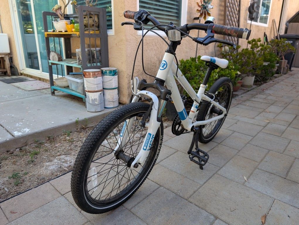 Selling Kid's Mountain Bike Tutti 20"