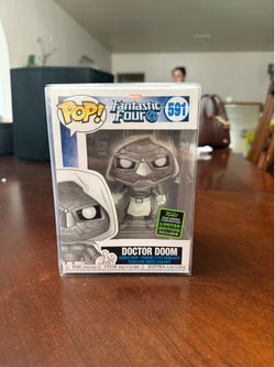 Funko pop doctor doom