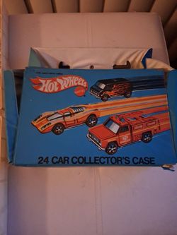 Hot Wheels Vintage 24 Car Case/ w 24 cars