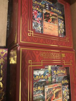 Charizard Figure Collection