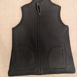 Black Fleece Vest