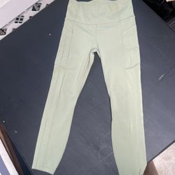 Athleta Ultimate Stash ii 7/8 Tight