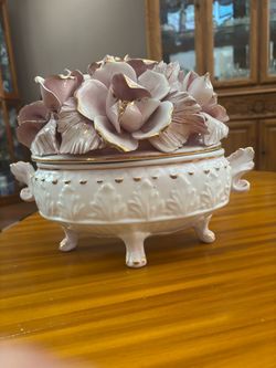 Ceramic box