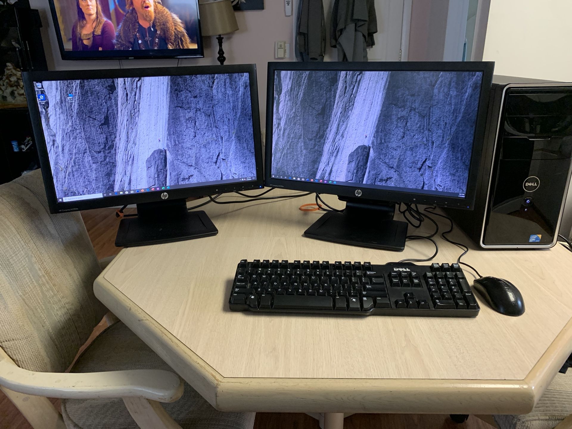 Complete Dual display computer system