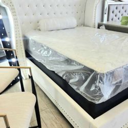 UPHOLSTERED TUFTED FABRIC WHITE BED 🤍🤍