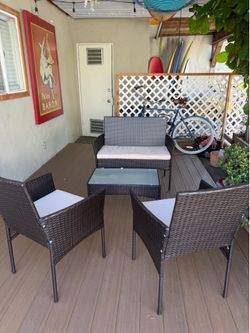 Patio furniture set