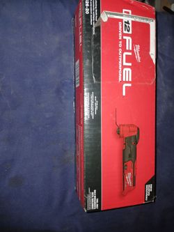 Milwaukee M12 FUEL Oscillating Multi-Tool