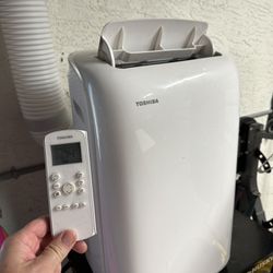 Toshiba Portable Air Conditioner 12000 BTU