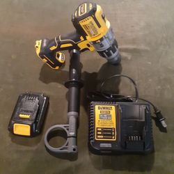 Dewalt Hammer Drill  XR  1/2 ( New)